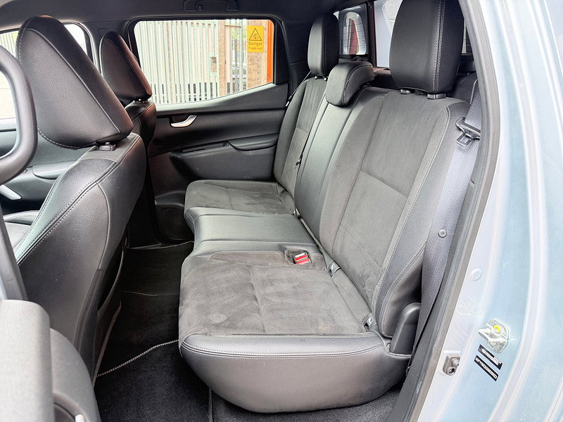 Mercedes-Benz X Class 2.3 CDI Progressive Pickup Double Cab 4dr Diesel Auto 4MATIC Euro 6 (190 ps)