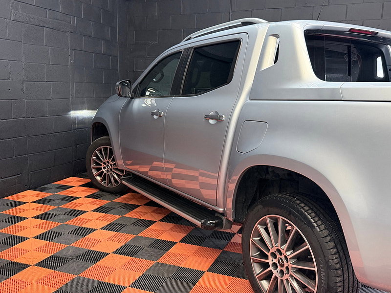 Mercedes-Benz X Class 2.3 CDI Progressive Pickup Double Cab 4dr Diesel Auto 4MATIC Euro 6 (190 ps)