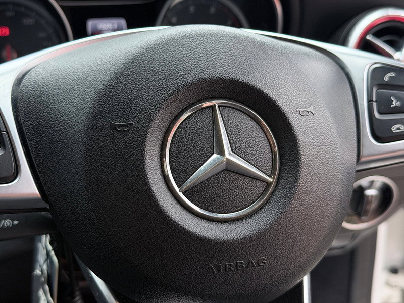 Mercedes-Benz CLA 1.6 CLA180 AMG Line Coupe 4dr Petrol Manual Euro 6 (s/s) (122 ps)