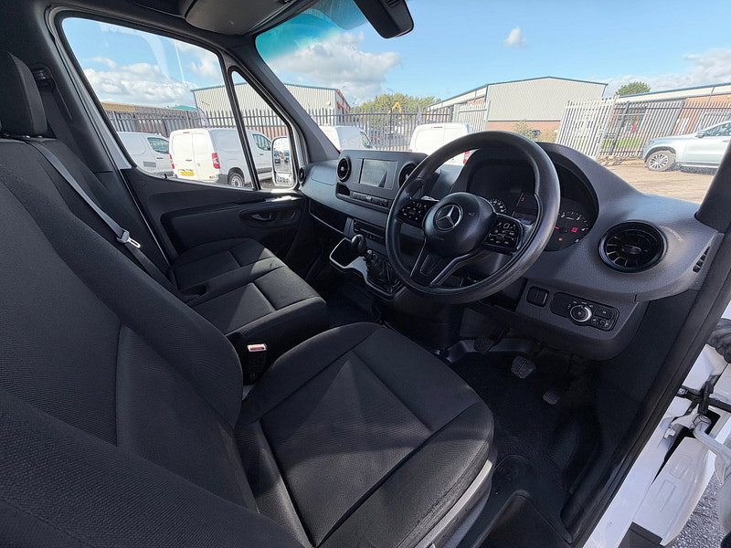 Mercedes-Benz Sprinter 2.1 316 CDI Panel Van 5dr Diesel Manual RWD L2 H2 Euro 6 (163 ps)