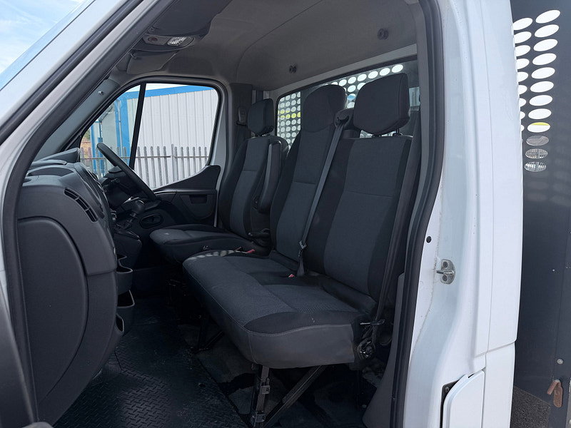 Nissan NV400 2.3 dCi 35 SE Dropside 2dr Diesel Manual FWD L3 Euro 6 (130 ps)