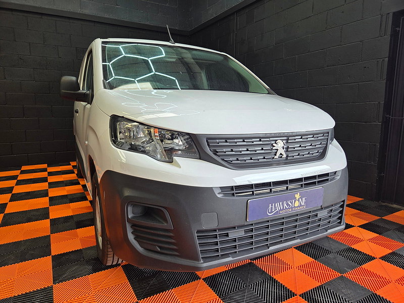Peugeot Partner 1.5 BlueHDi 1000 Professional Premium + Standard Panel Van 5dr Diesel Manual SWB Euro 6 (s/s) (100 bhp)