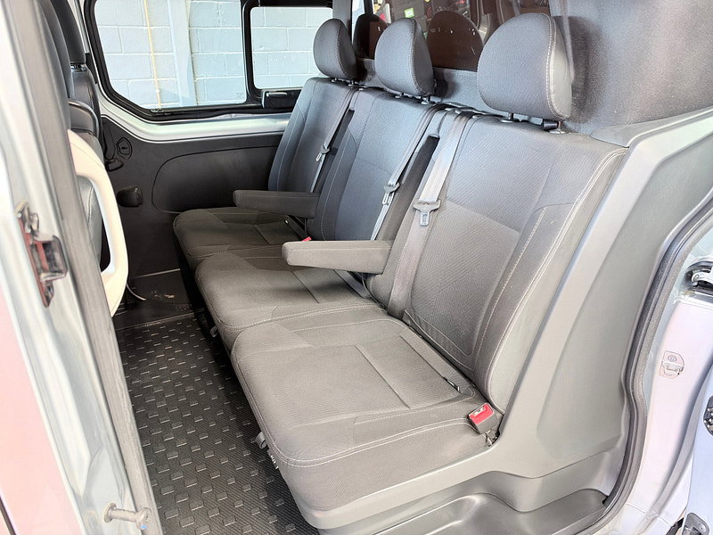 Renault Trafic 2.0 dCi Blue LL30 Sport Crew Van Double Cab 6dr Diesel Manual L2 H1 Euro 6 (s/s) (150 ps)