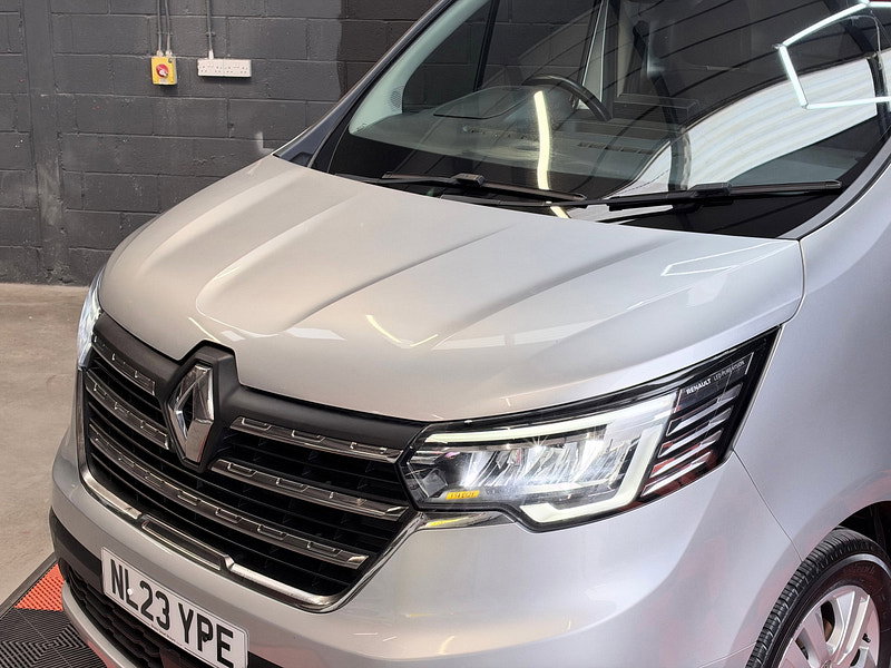 Renault Trafic 2.0 dCi Blue SL28 Sport Panel Van 5dr Diesel Manual L1 H1 Euro 6 (s/s) (130 ps)