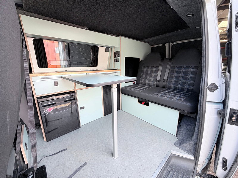 Volkswagen Transporter 2.0 TDI T28 Vanology Camper 5dr Diesel Manual SWB Campervan