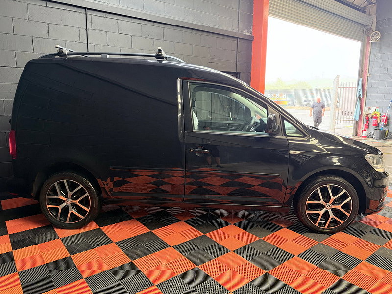 Volkswagen Caddy 2.0 TDI C20 BlueMotion Tech Black Edition Panel Van 5dr Diesel Manual SWB Euro 6 (s/s) (102 ps)