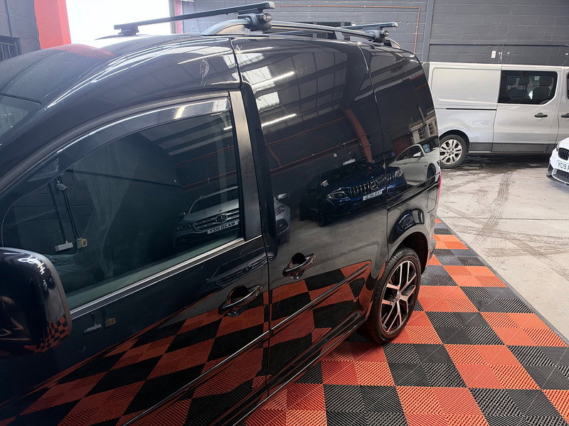 Volkswagen Caddy 2.0 TDI C20 BlueMotion Tech Black Edition Panel Van 5dr Diesel Manual SWB Euro 6 (s/s) (102 ps)