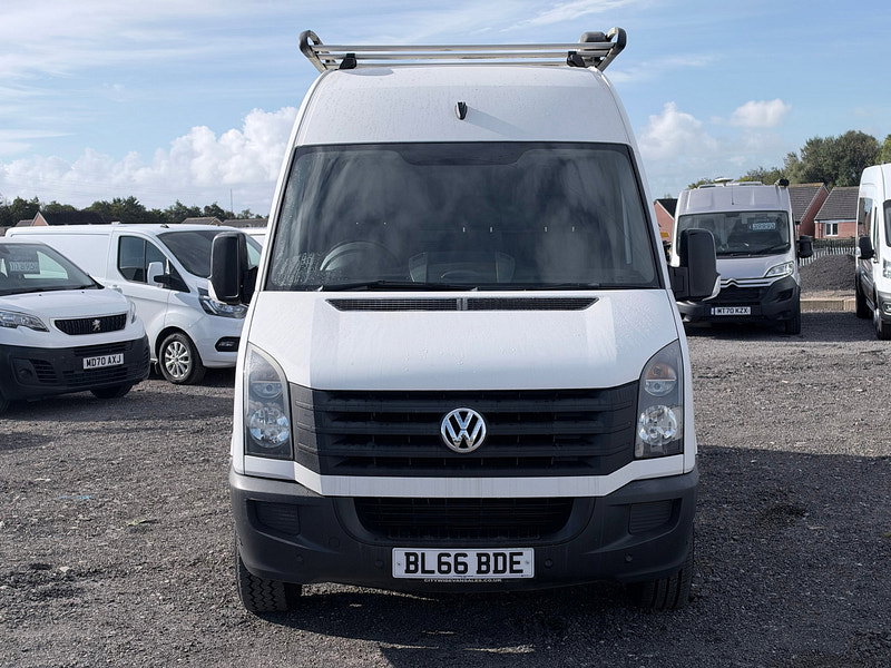 Volkswagen Crafter 2.0 TDI BlueMotion Tech CR35 Panel Van 5dr Diesel Manual L2 H3 (210 g/km, 108 bhp)