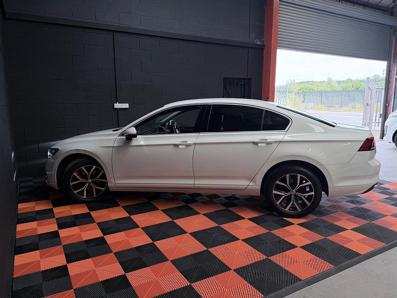 Volkswagen Passat 2.0 TDI EVO SEL Saloon 4dr Diesel Manual Euro 6 (s/s) (150 ps)