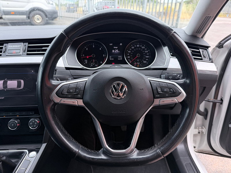 Volkswagen Passat 2.0 TDI EVO SEL Saloon 4dr Diesel Manual Euro 6 (s/s) (150 ps)