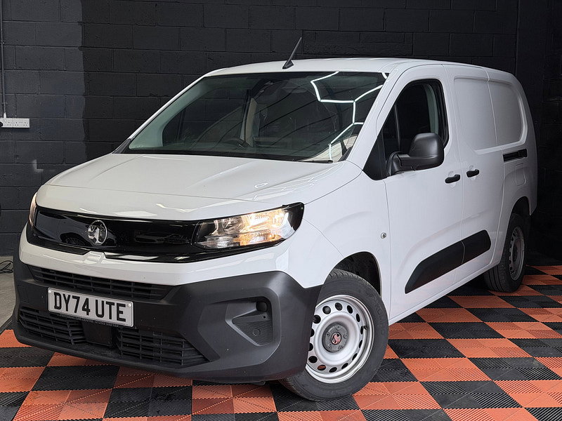 Vauxhall Combo 1.5 Turbo D 2300 Prime XL Panel Van 6dr Diesel Manual LWB Euro 6 (s/s) (100 ps)