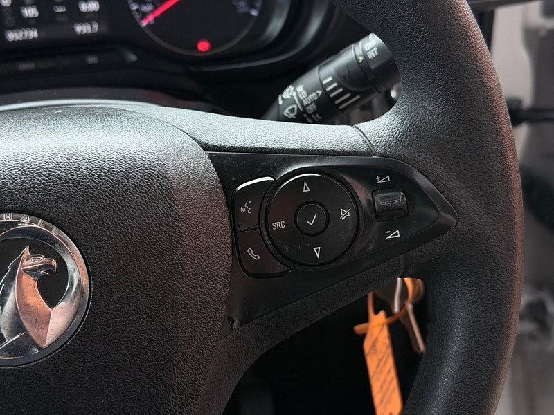 Vauxhall Combo 1.5 Turbo D 2300 Pro Panel Van 5dr Diesel Manual L1 H1 Euro 6 (s/s) (100 ps)