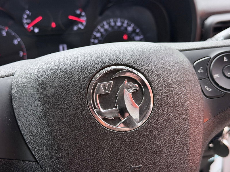 Vauxhall Combo 1.5 Turbo D 2300 Sportive Panel Van 5dr Diesel Manual L1 H1 Euro 6 (100 ps)