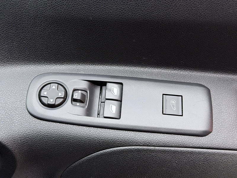 Vauxhall Combo 1.5 Turbo D 2300 Sportive Panel Van 5dr Diesel Manual L1 H1 Euro 6 (100 ps)