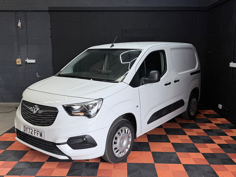 Vauxhall Combo 1.5 Turbo D 2300 Sportive Panel Van 5dr Diesel Manual L1 H1 Euro 6 (100 ps)