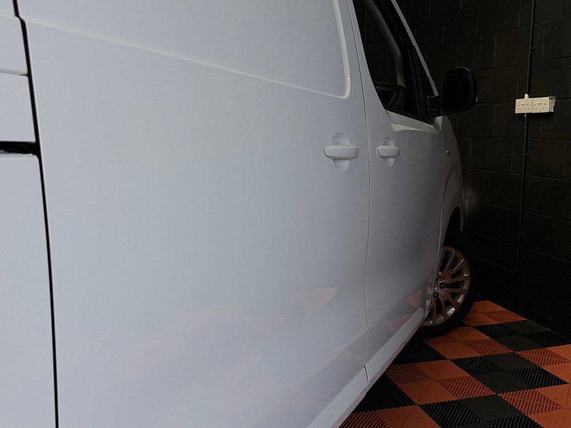 Vauxhall Vivaro 1.5 Turbo D 2900 Pro Panel Van 6dr Diesel Manual L2 H1 Euro 6 (s/s) (100 ps)