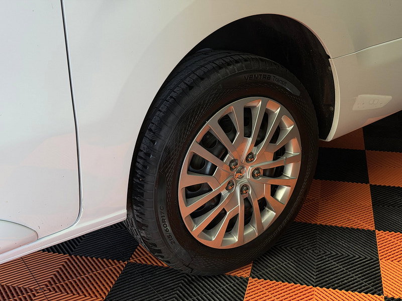 Vauxhall Vivaro 1.5 Turbo D 2900 Pro Panel Van 6dr Diesel Manual L2 H1 Euro 6 (s/s) (100 ps)