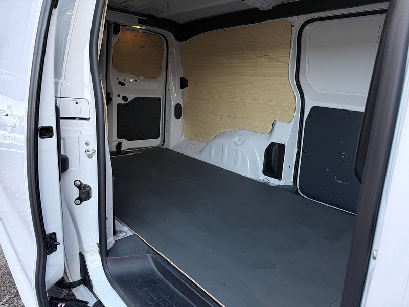 Vauxhall Vivaro 1.5 Turbo D 2900 Pro Panel Van 6dr Diesel Manual L2 H1 Euro 6 (s/s) (100 ps)