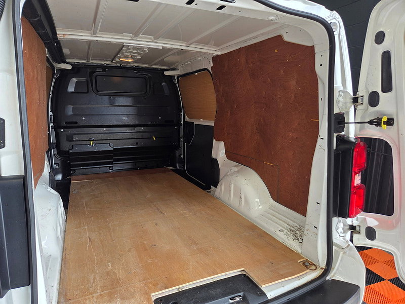 Vauxhall Vivaro 1.5 Turbo D 2900 Sportive Panel Van 5dr Diesel Manual L2 H1 Euro 6 (s/s) (100 ps)