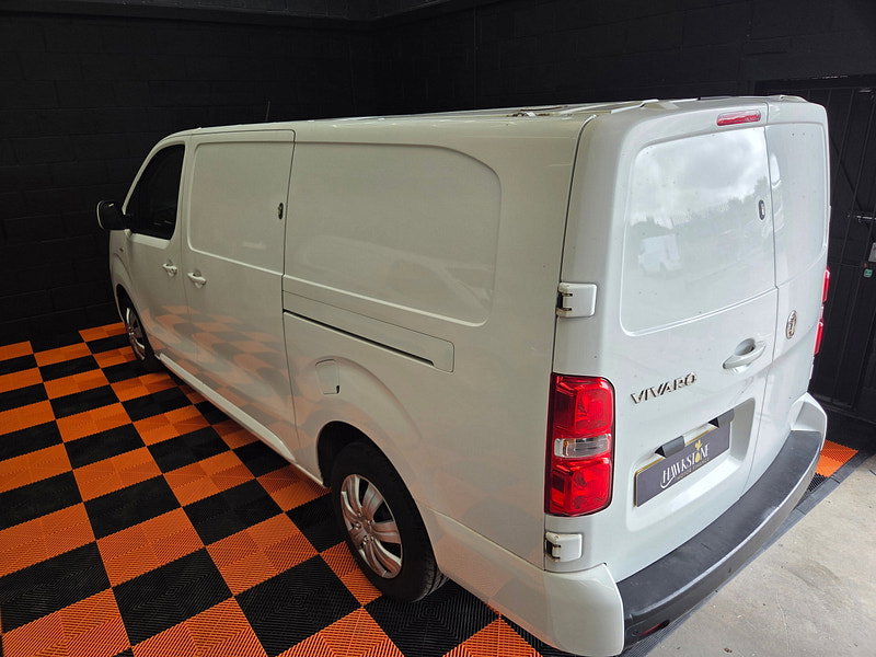 Vauxhall Vivaro 1.5 Turbo D 2900 Sportive Panel Van 5dr Diesel Manual L2 H1 Euro 6 (s/s) (100 ps)