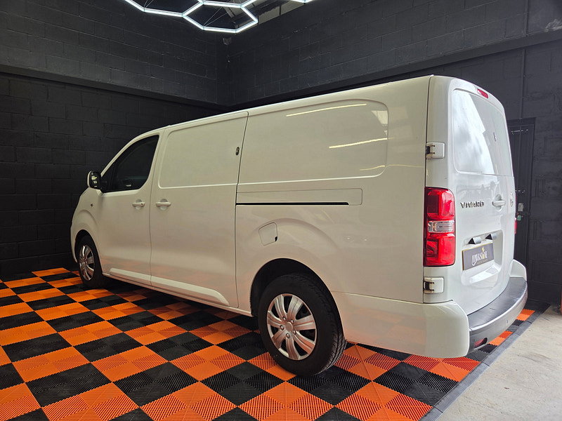 Vauxhall Vivaro 1.5 Turbo D 2900 Sportive Panel Van 5dr Diesel Manual L2 H1 Euro 6 (s/s) (100 ps)
