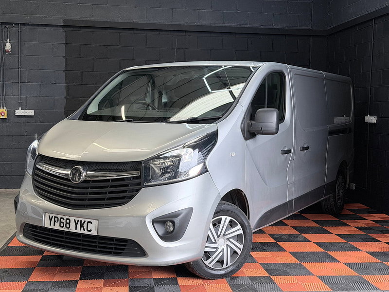 Vauxhall Vivaro 1.6 CDTi 2900 Sportive Panel Van 5dr Diesel Manual L2 H1 Euro 6 (120 ps)