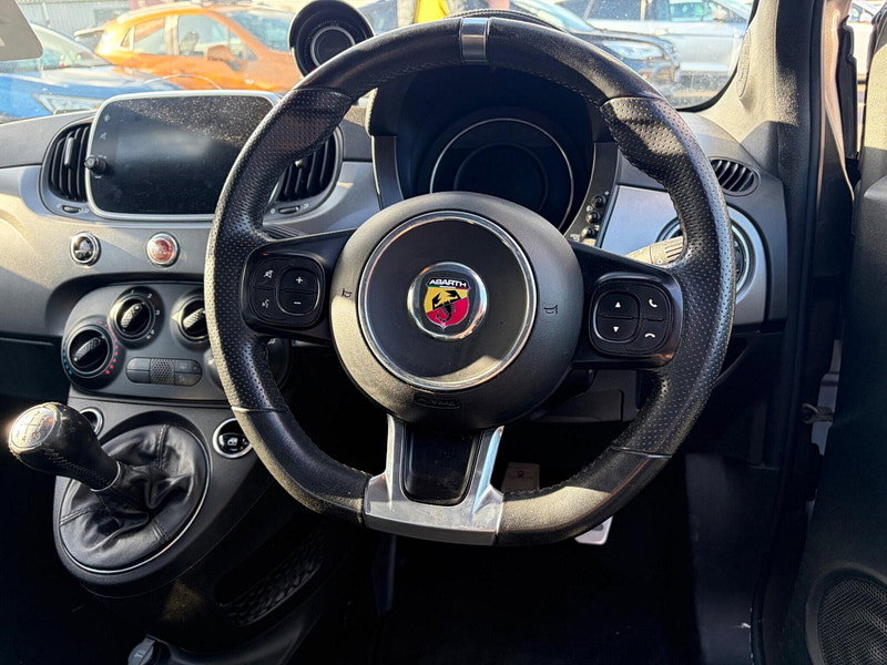 Abarth 595 1.4 T-Jet Trofeo Euro 6 3dr