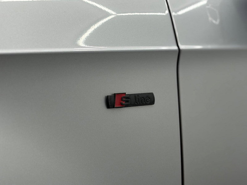 Audi A3 1.5 TFSI CoD S line Sportback Euro 6 (s/s) 5dr