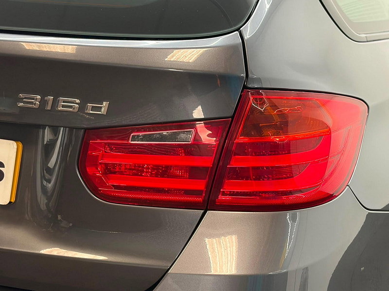 BMW 3 Series 2.0 316d Sport Touring Euro 5 (s/s) 5dr