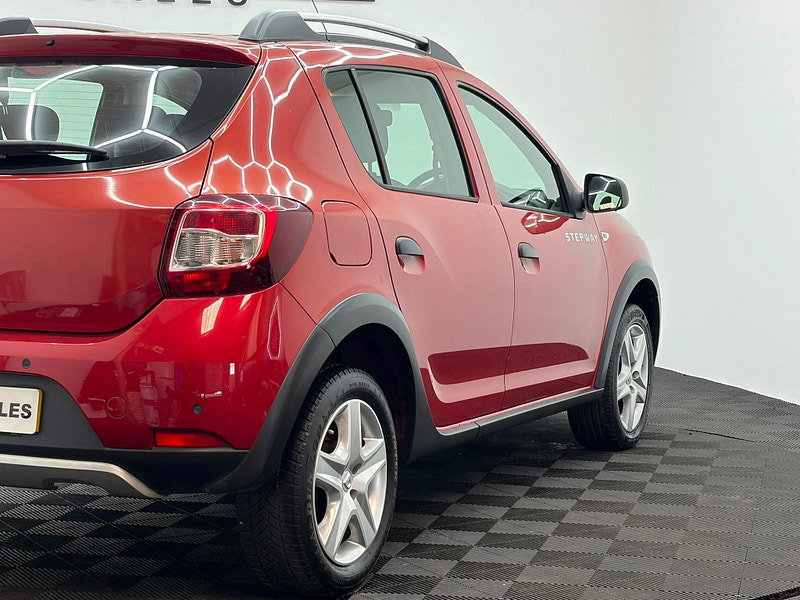 Dacia Sandero Stepway 0.9 TCe Laureate Euro 5 5dr
