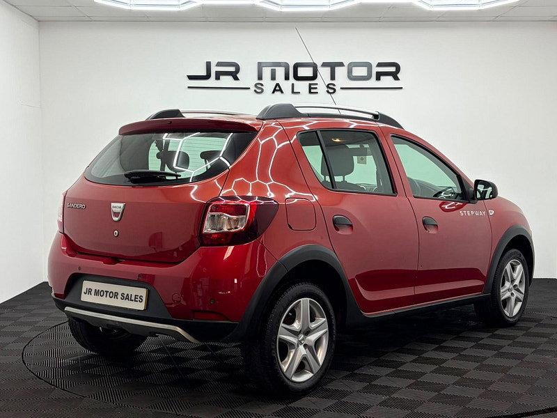 Dacia Sandero Stepway 0.9 TCe Laureate Euro 5 5dr