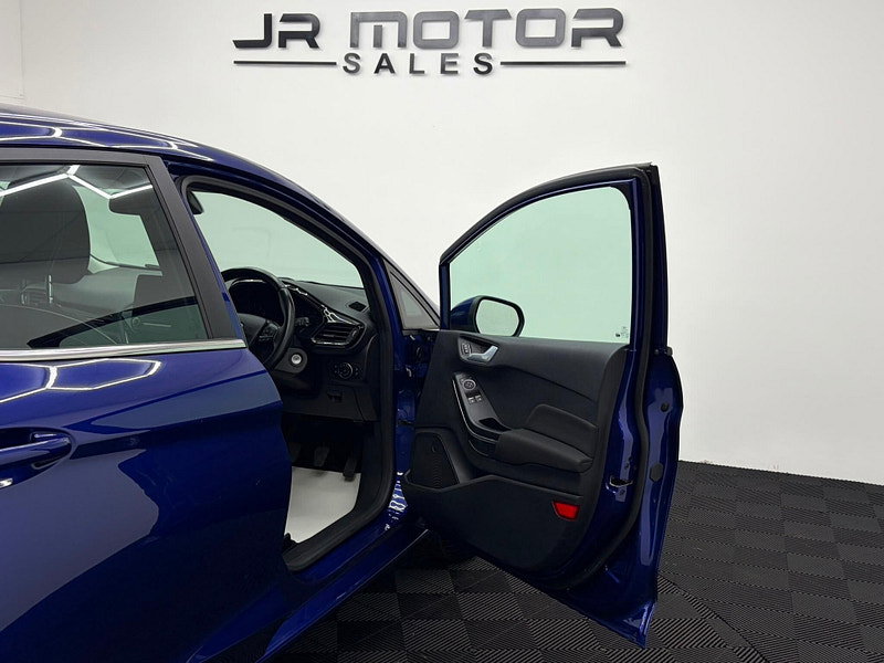 Ford Fiesta 1.0T EcoBoost Zetec Euro 6 (s/s) 5dr