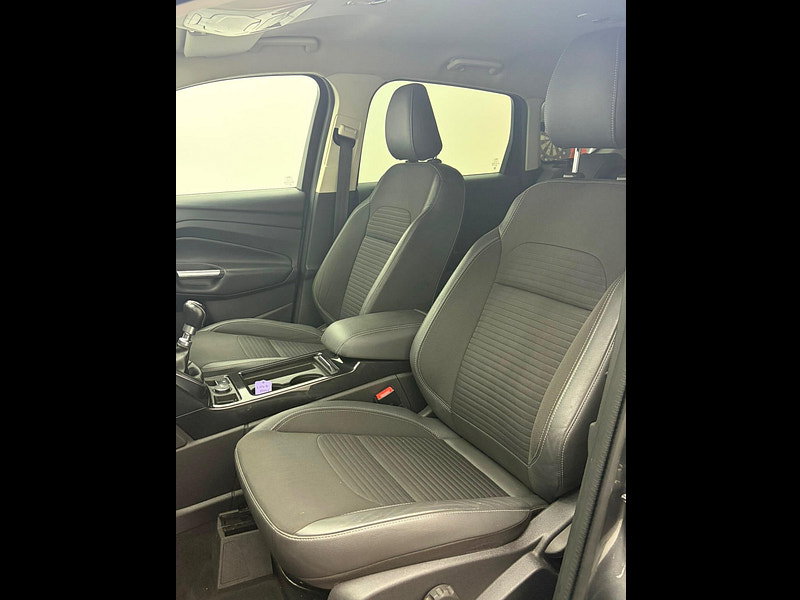 Ford Kuga 2.0 TDCi Titanium Euro 6 (s/s) 5dr