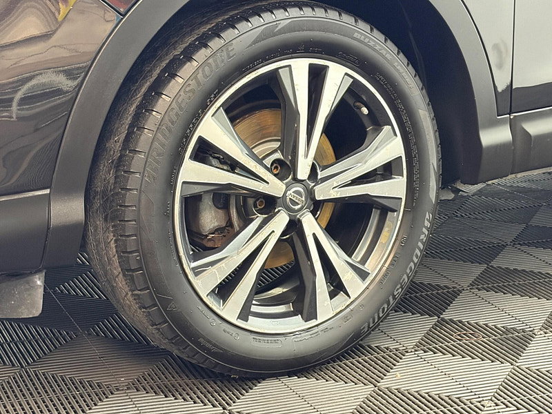 Nissan Qashqai 1.5 dCi N-Connecta Euro 6 (s/s) 5dr