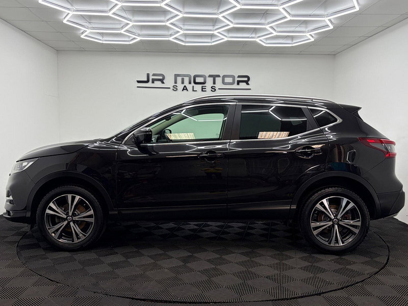 Nissan Qashqai 1.5 dCi N-Connecta Euro 6 (s/s) 5dr