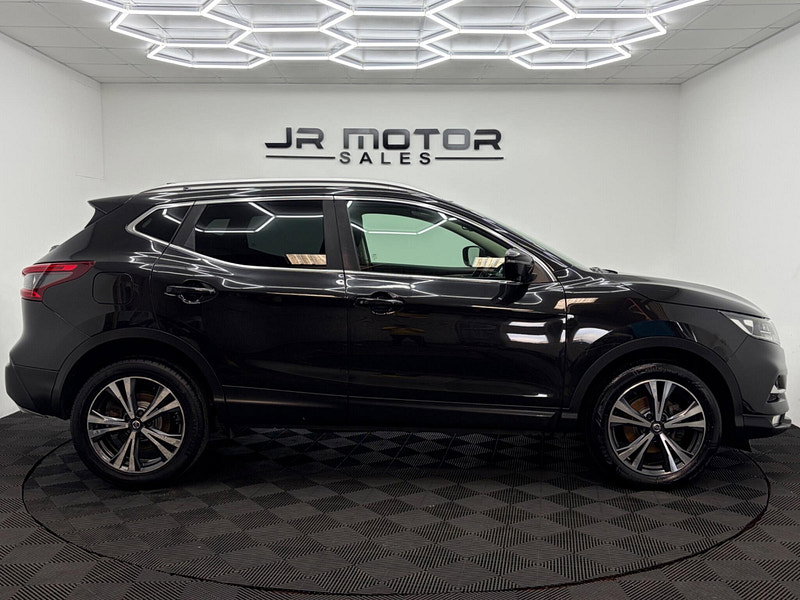 Nissan Qashqai 1.5 dCi N-Connecta Euro 6 (s/s) 5dr