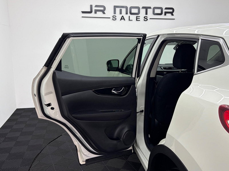 Nissan Qashqai 1.5 dCi n-tec 2WD Euro 6 (s/s) 5dr