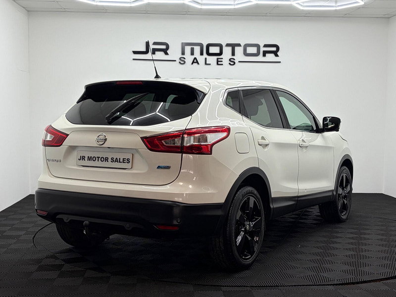 Nissan Qashqai 1.5 dCi n-tec 2WD Euro 6 (s/s) 5dr