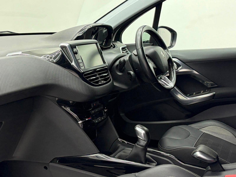 Peugeot 2008 1.2 PureTech Allure Euro 6 5dr