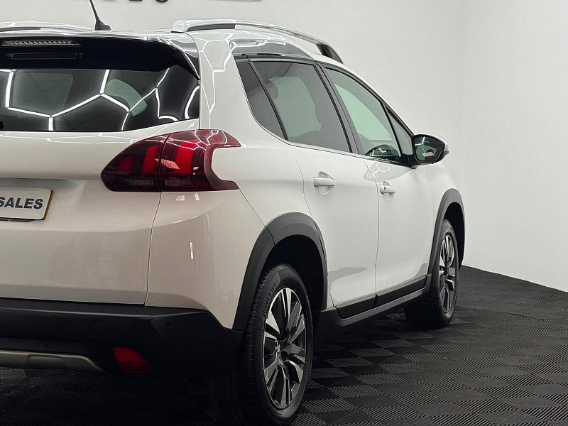 Peugeot 2008 1.2 PureTech Allure Euro 6 5dr