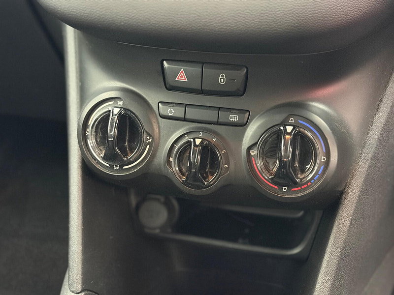 Peugeot 208 1.0 VTi Access Euro 5 5dr