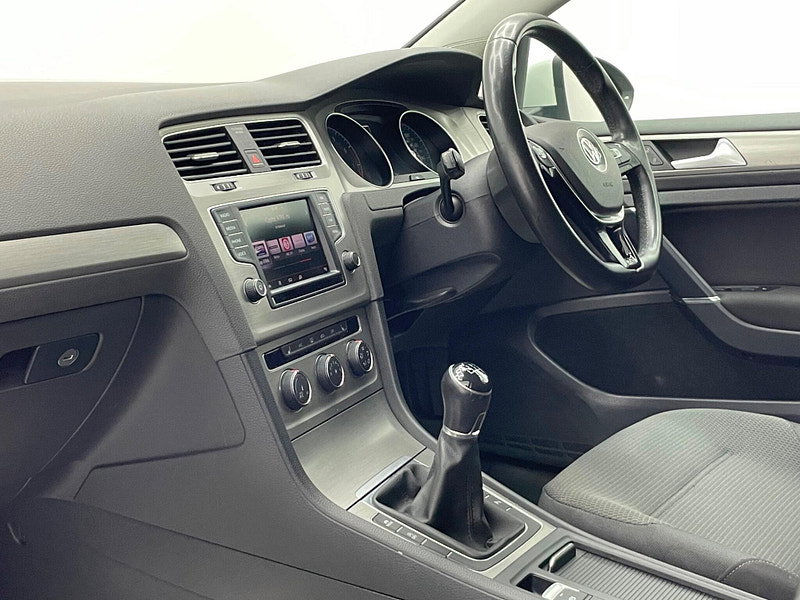 Volkswagen Golf 1.4 TSI BlueMotion Tech Match Edition Hatchback 5dr Petrol Manual Euro 6 (s/s) (125 ps)