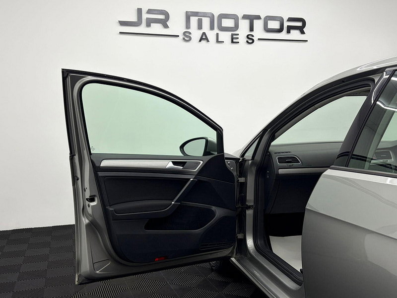 Volkswagen Golf 2.0 TDI BlueMotion Tech Match Edition Euro 6 (s/s) 5dr