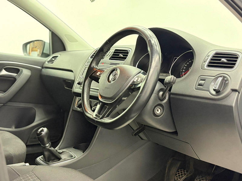 Volkswagen Polo 1.0 BlueMotion Tech SE Euro 6 (s/s) 5dr