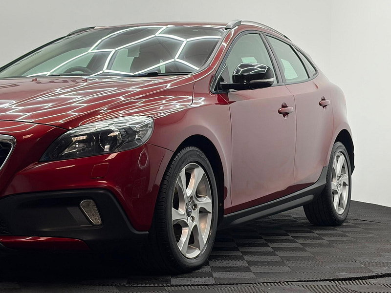 Volvo V40 Cross Country 1.6 D2 Lux Euro 5 (s/s) 5dr