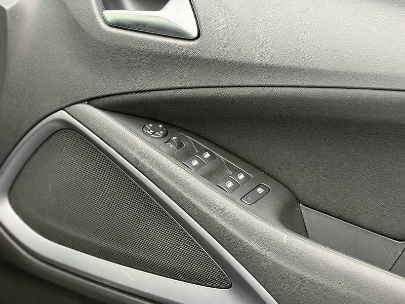 Vauxhall Crossland X 1.6 Turbo D ecoTEC SE Euro 6 (s/s) 5dr