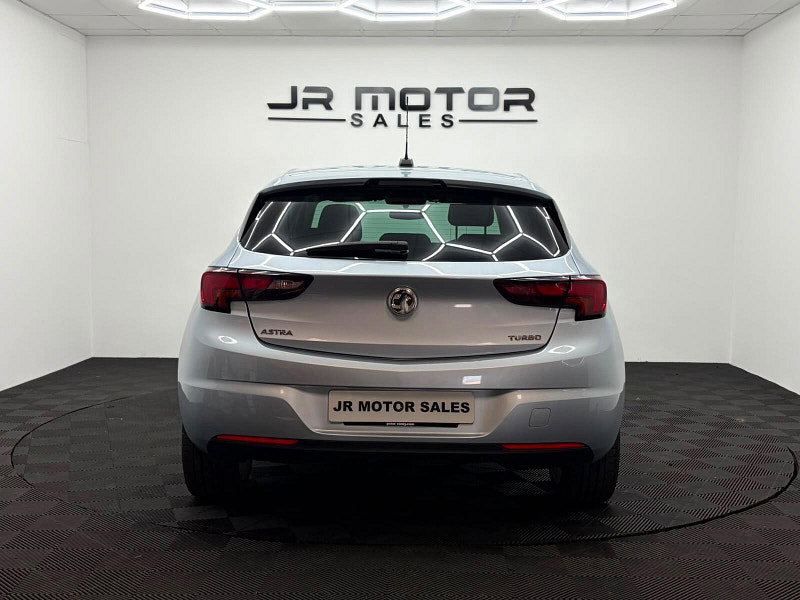 Vauxhall Astra 1.4i Turbo Tech Line Nav Euro 6 5dr