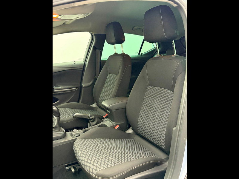 Vauxhall Astra 1.4i Turbo Tech Line Nav Euro 6 5dr