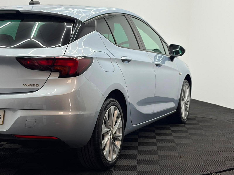 Vauxhall Astra 1.4i Turbo Tech Line Nav Euro 6 5dr