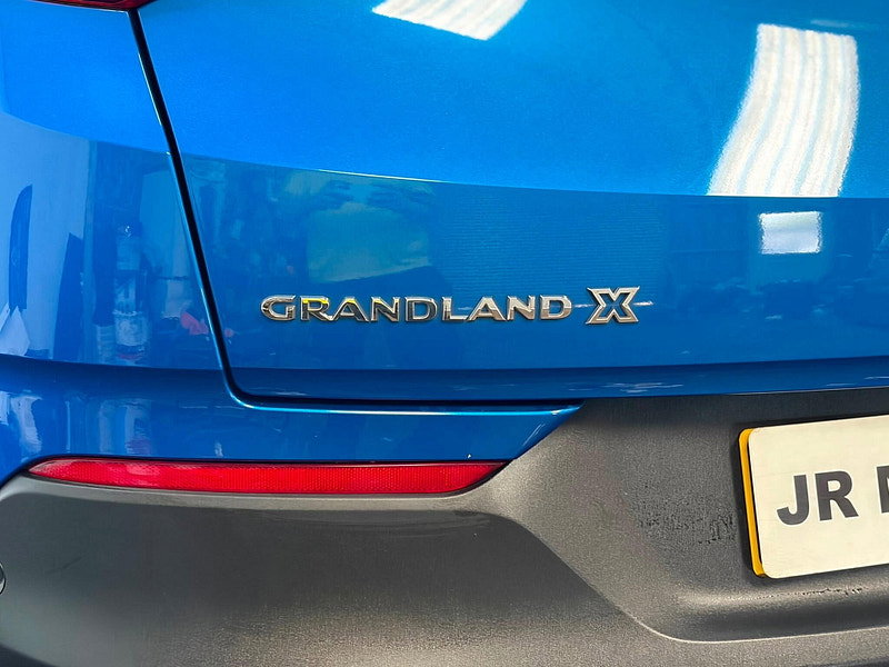 Vauxhall Grandland X 1.2 Turbo SRi Nav Euro 6 (s/s) 5dr